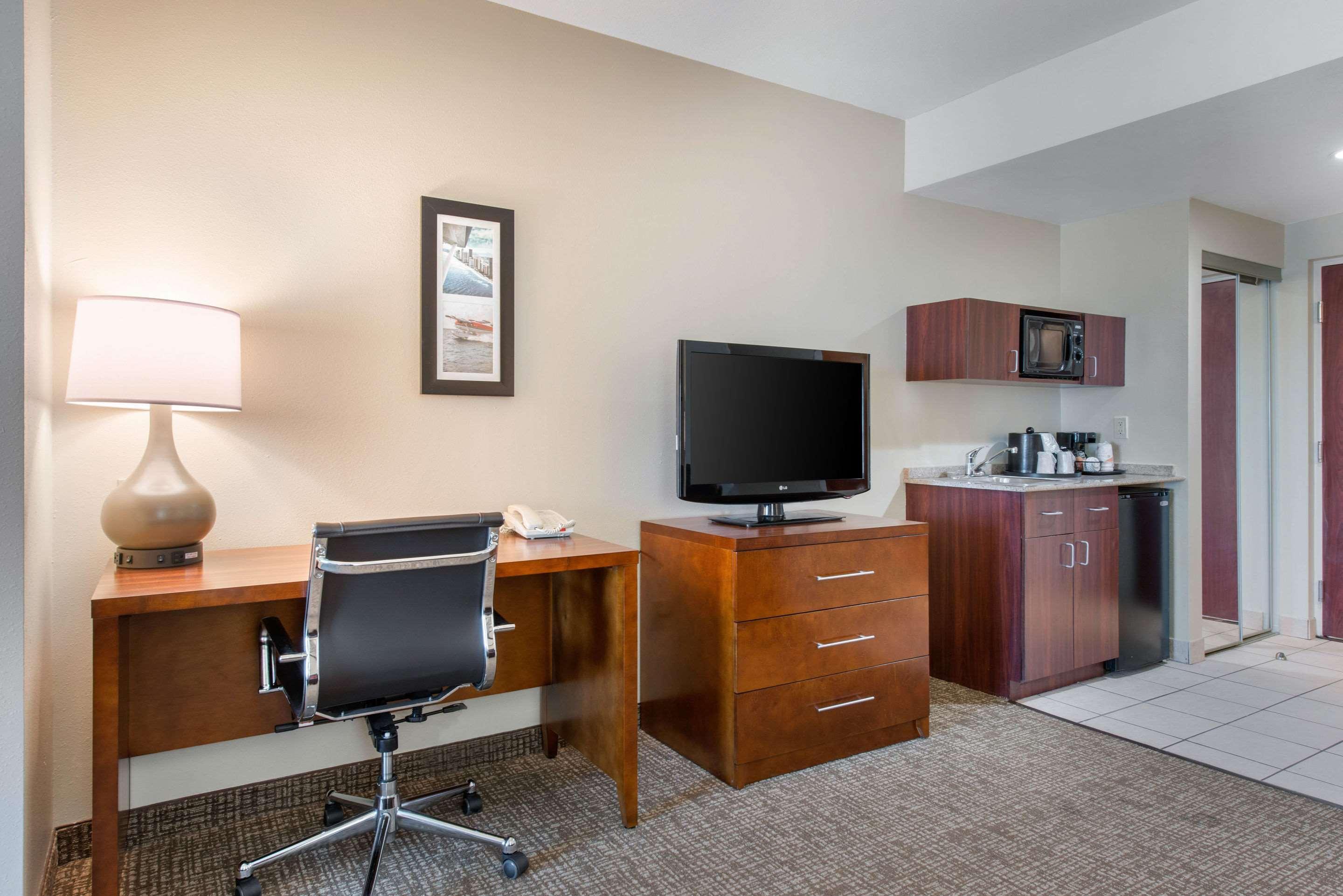 Comfort Inn & Suites Tavares North Экстерьер фото