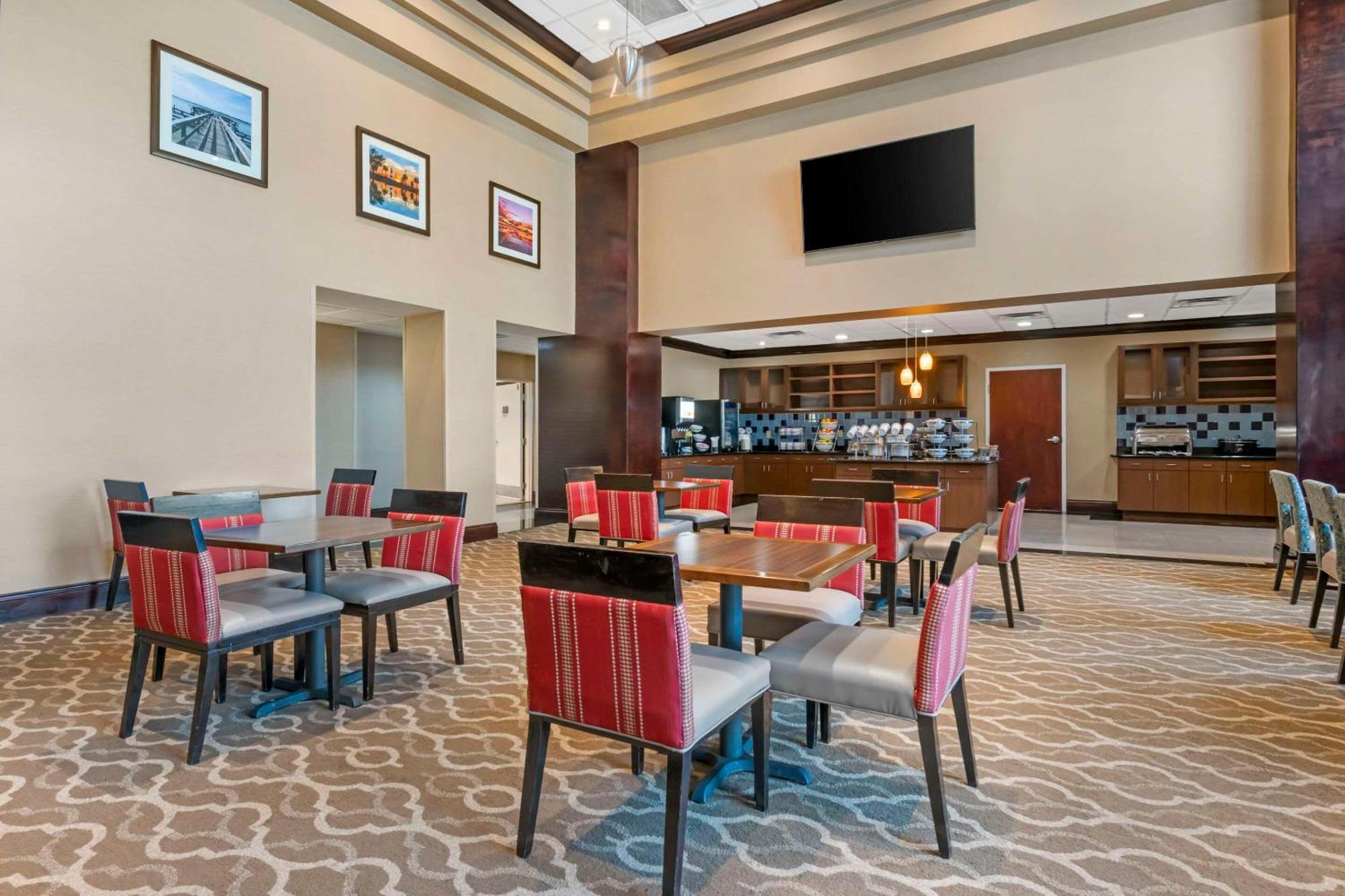 Comfort Inn & Suites Tavares North Экстерьер фото