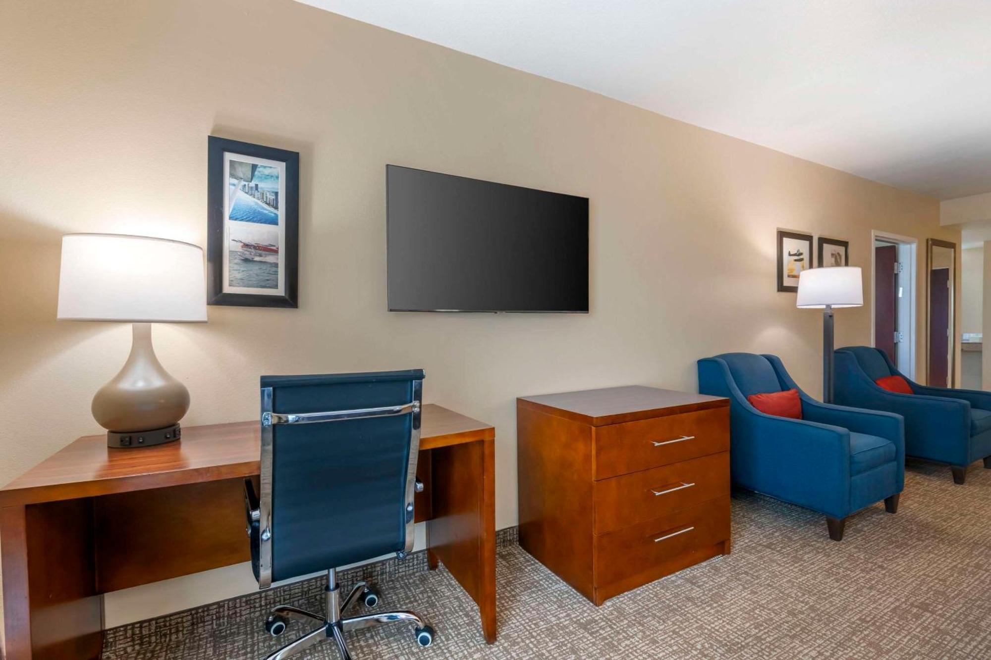 Comfort Inn & Suites Tavares North Экстерьер фото