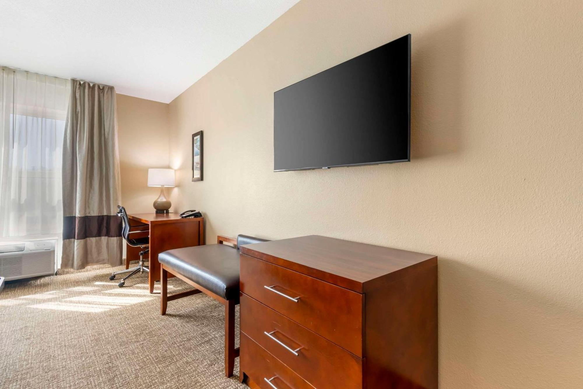 Comfort Inn & Suites Tavares North Экстерьер фото